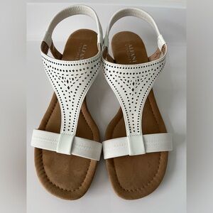 Alfani Ladies low Wedge Sandal Size 9